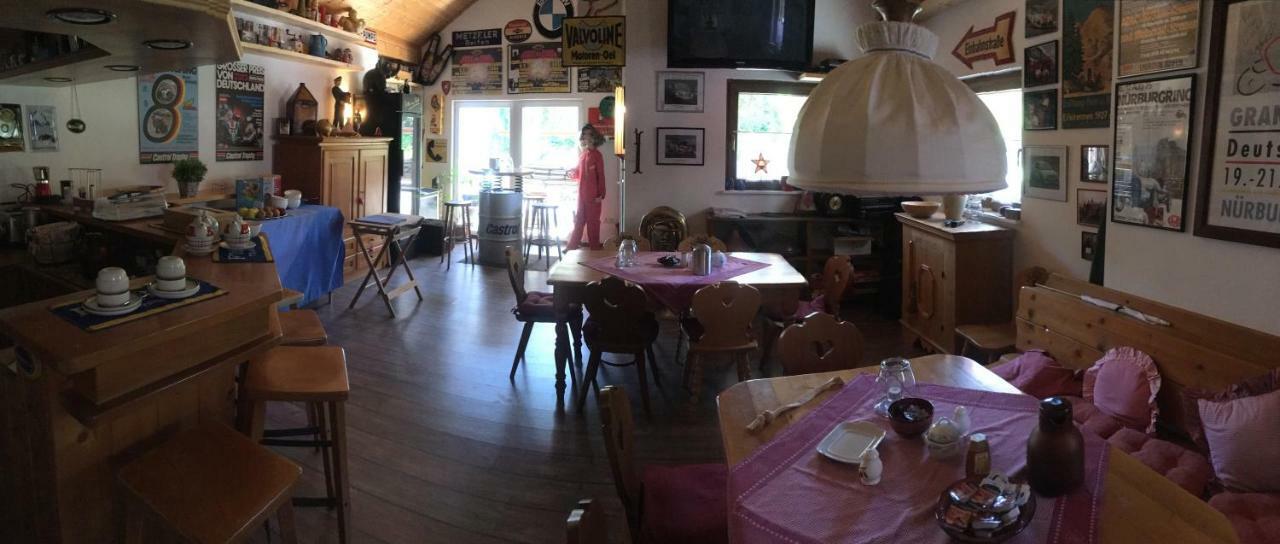 The Place After The Race B&B Müllenbach 외부 사진